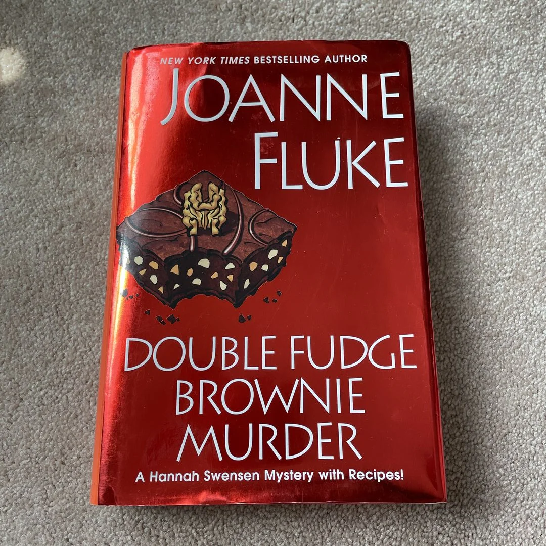 Double Fudge Brownie Murder by Joanne Fluke 2